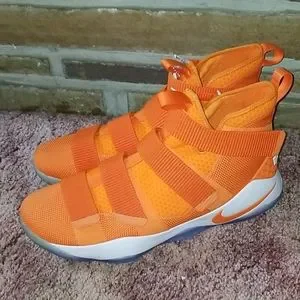 Nike | Shoes | New Lebron James Nike Xi 1 Soldier Sz 165  display picture 1